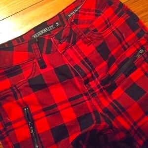 Blackheart Plaid Skinny Jeans. Size 3